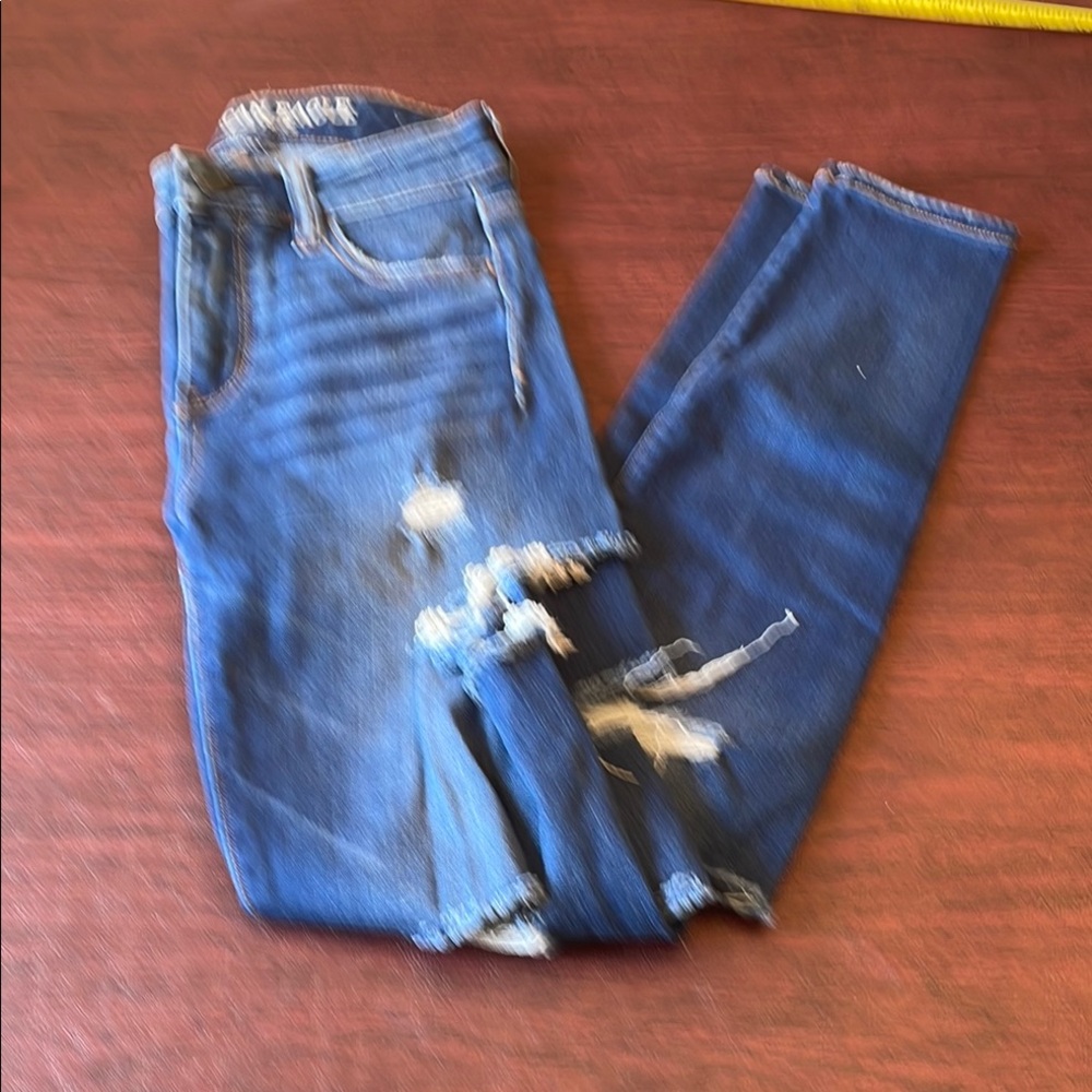 American Eagle Distressed Blue Jeans